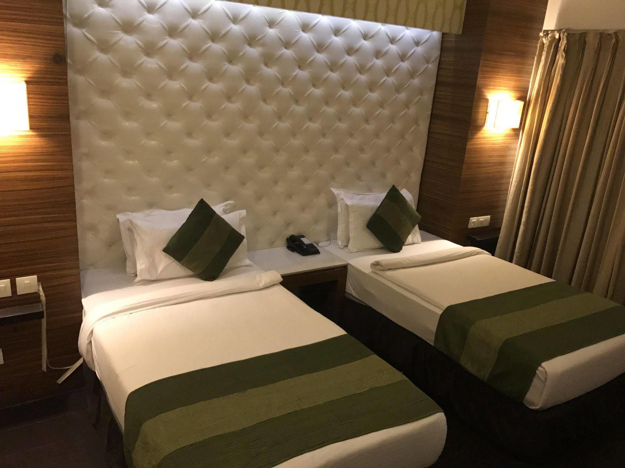 Hotel Ivory 32 Νέο Δελχί Εξωτερικό φωτογραφία