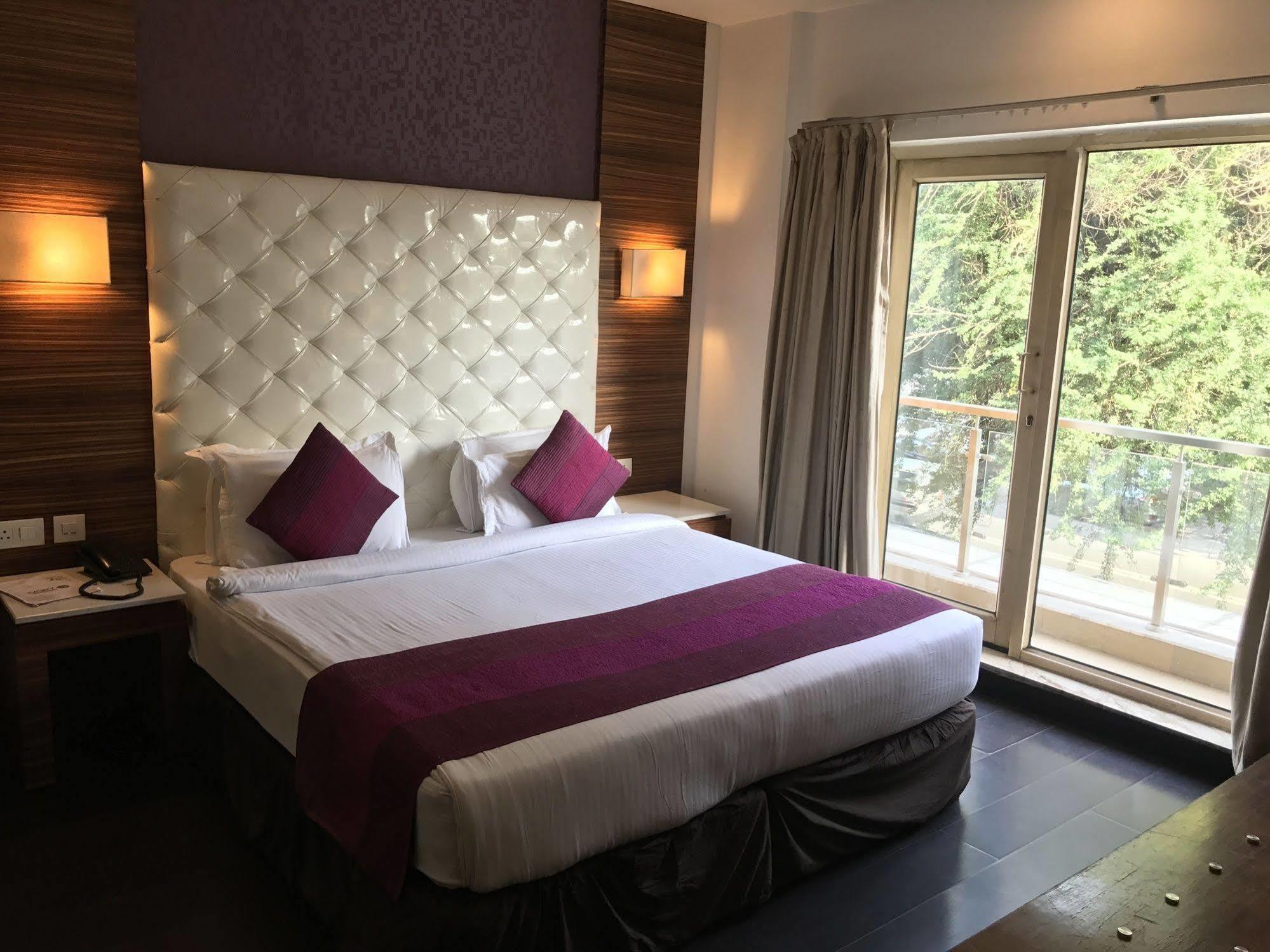 Hotel Ivory 32 Νέο Δελχί Εξωτερικό φωτογραφία